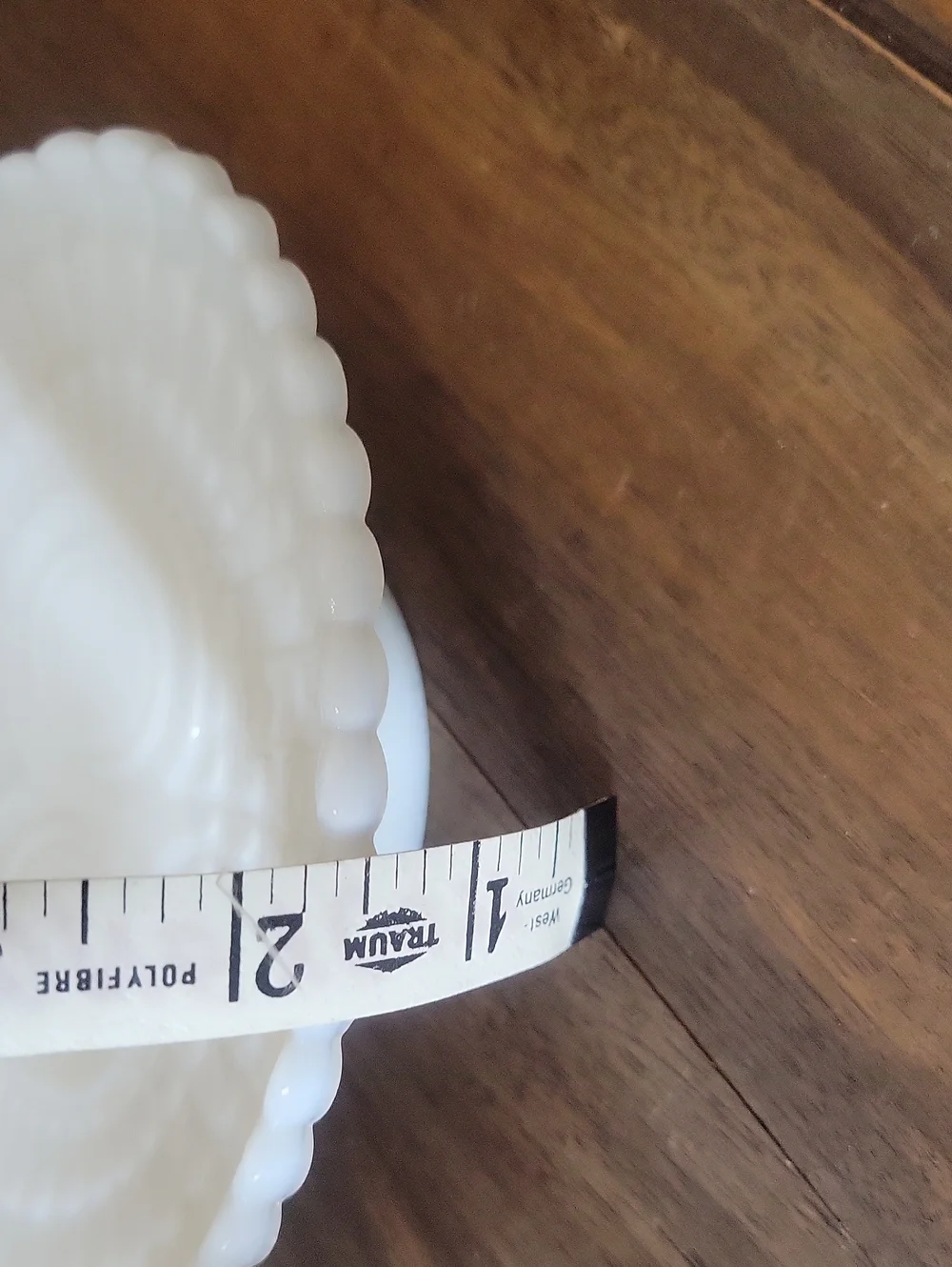 Avon Vintage White Owl Face Milk Glass Footed Pedestal Soap Dish Tray